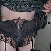 Chap muff in pants gall.